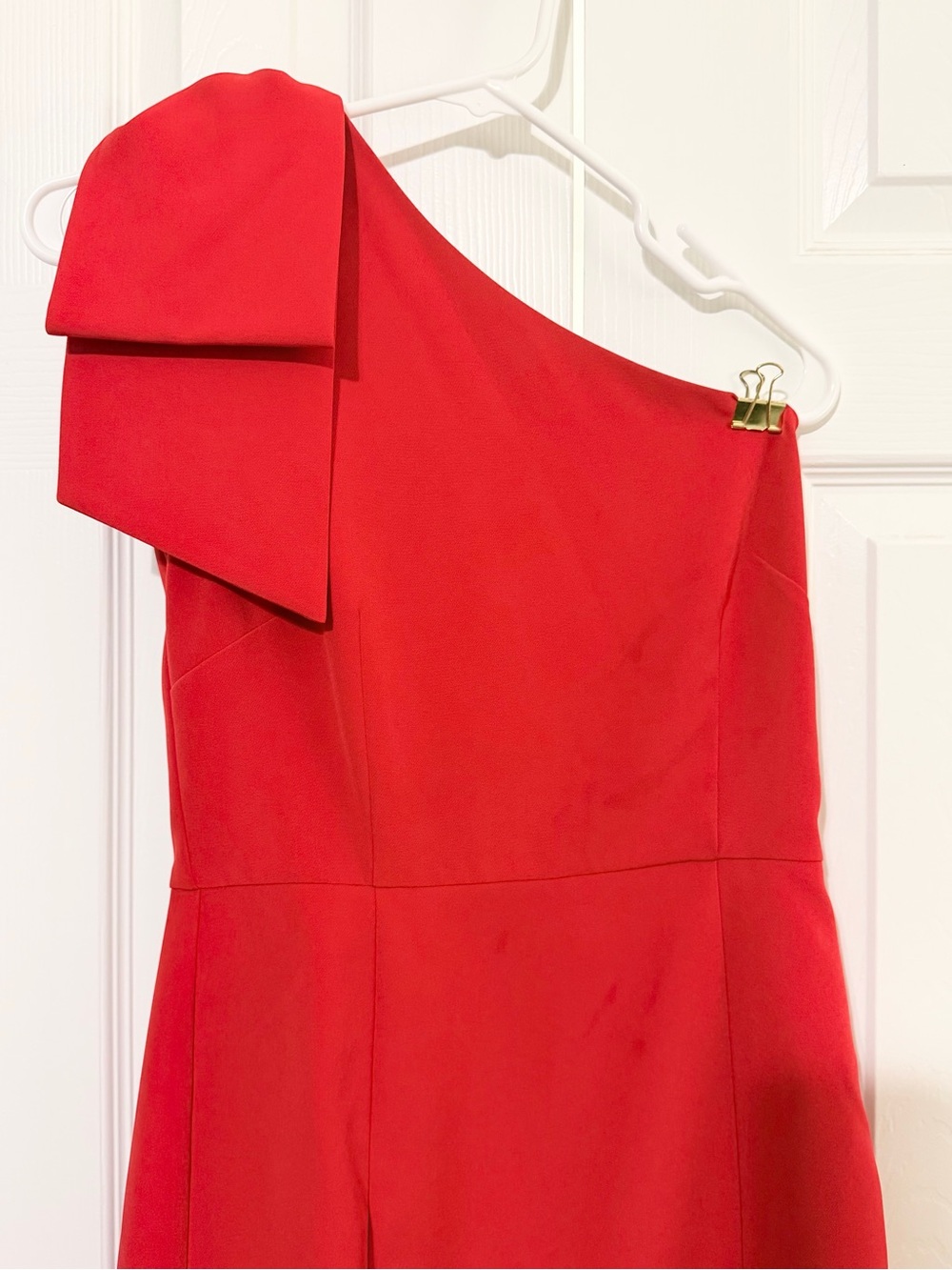 Gianni Bini One-Shoulder Red Cocktail Dress - Picture 2 of 3